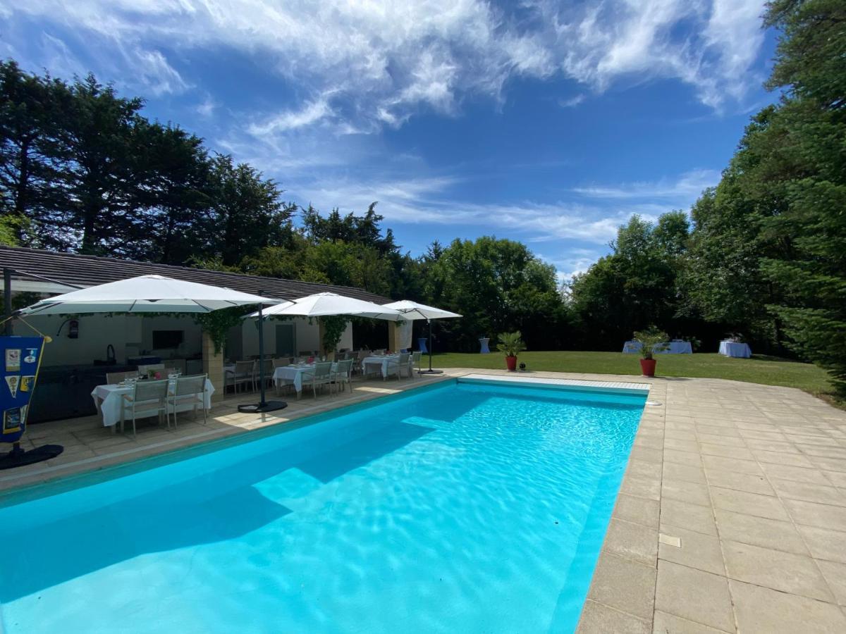 Manoir Et Appartements Avec Piscine Au Domaine De Bize Mirepoix Мирпуа Экстерьер фото