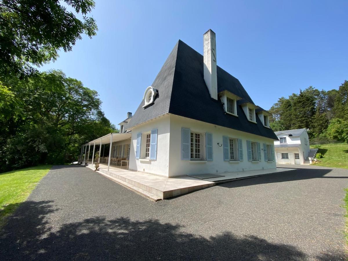 Manoir Et Appartements Avec Piscine Au Domaine De Bize Mirepoix Мирпуа Экстерьер фото